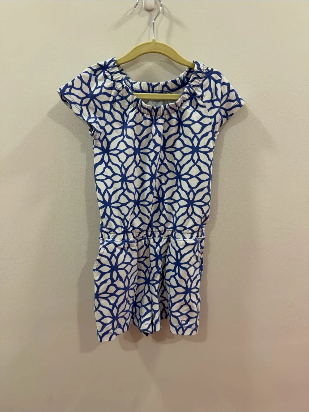 Vineyard Vines Blue and White Patterned Short Sleeve Romper size 4T